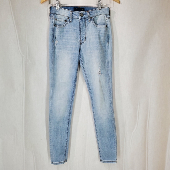 2 Pair Aeropostale High Rise Jeggings SZ 2R Regular and Light Wash High Waisted - Picture 2 of 10